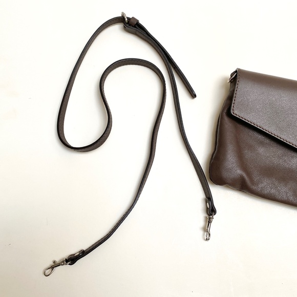 *Gianni Chiarini* Italian Made Leather Clutch - Picture 12 of 14